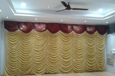 Hotel Anandan Tourist Home