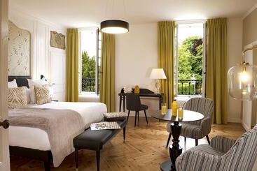 هتل Château Saint Gilles   Bayeux