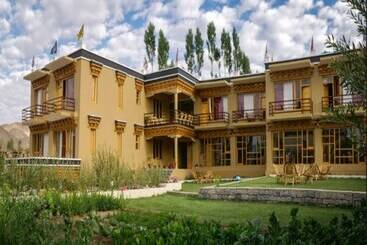 Hotel Tih Welkin High