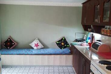 پانسیون Lerimari