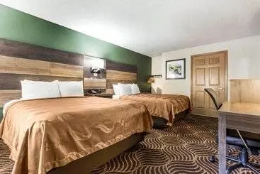 Отель Quality Inn Black Mountain Asheville East