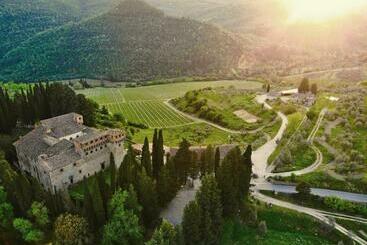 فندق Castello Del Trebbio
