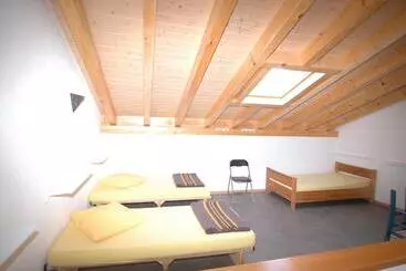 Hotel Gite La Cigale Lit En Dortoir