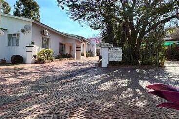 هتل آپارتمان Swinburn’s Rest