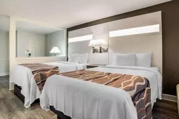 Отель Baymont By Wyndham Montgomery Al