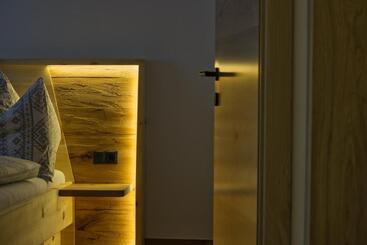 בית מלון כפרי Tonibauer