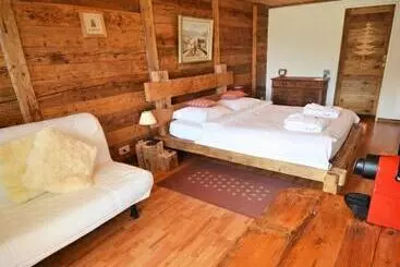 Pensione Les Chambres Et Roulottes Des Noisetiers