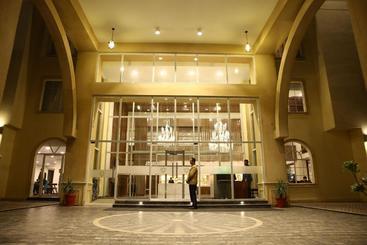 هتل Millennium  Islamabad