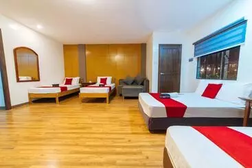 Bed and Breakfast Reddoorz Plus @ Starhomes Olivianville