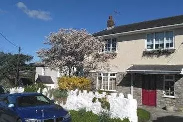 Aamiaismajoitus (B&B) Myrtle Cottage Vacation Rooms