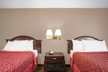 Отель Days Inn By Wyndham Aberdeen