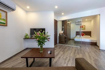 Granda West Lake Apartment