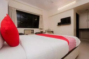 Super Hotel O Solitaire
