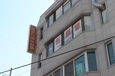 펜션 Merdien Livingtel Singel Room