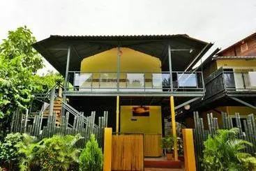 Hotel Ashvem Beach Resort By Oyo Rooms