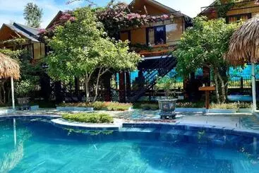 هتل آپارتمان Phong Nha Bolero Bungalow