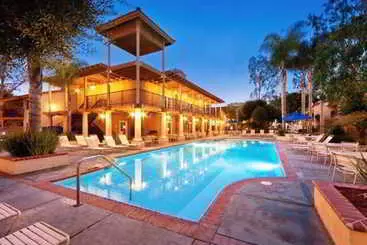 Hotel Club Wyndham Dolphin S Cove