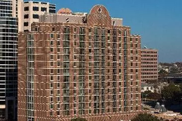 酒店 Doubletree Suites By Hilton Austin Downtown Capitol