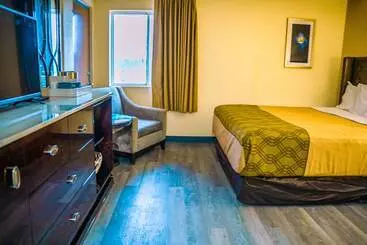 Отель Inn At York