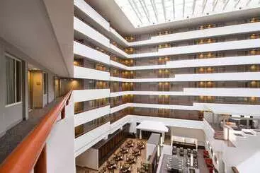Otel Embassy Suites By Hilton Baltimore At Bwi Airport