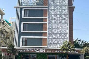 هاستل Yash Executive