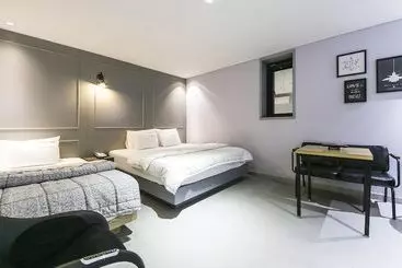 Hotelli Changwon  Play