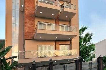 Aparthotel Hydewest India