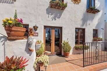 Turistihuoneistot Oceanfront Hacienda