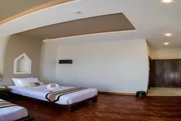 Hotel Lustre Bagan Resort