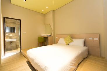 بنسيون Night Home