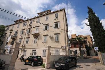 Vakantie-appartementen Apartments Angie