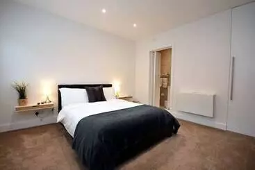 Apple Tree Place B&b