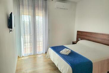 Hostal Restaurante El Cruce