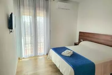 Hostal Restaurante El Cruce