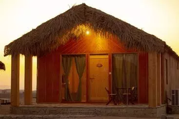 هتل Sama Ras Al Jinz Resort