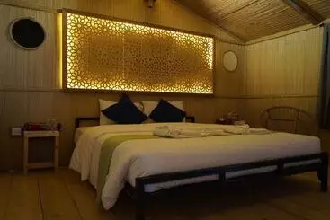 هتل Sama Ras Al Jinz Resort