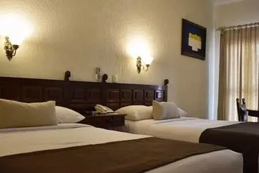 هتل Sand S San Luis Potosí