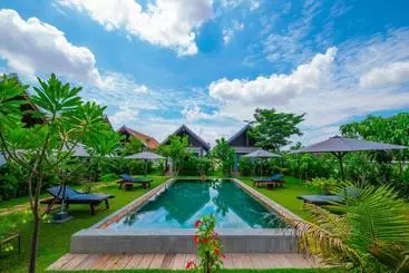 هتل Sr Resort