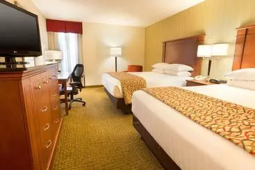هتل Drury Inn & Suites Charlotte University Place