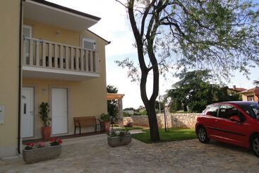 Tourist flats Apartments Villa Ela