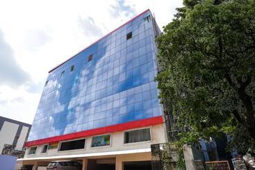 Hotel Super Collection O Ms9 Guest Inn