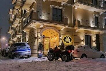 هتل Legacy Boutique