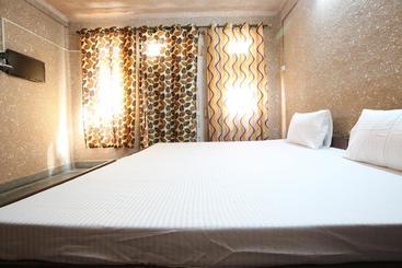Hotel Spot On 43485 Simran Guest House