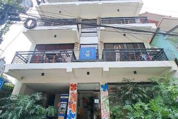 호텔 Virginia Suites