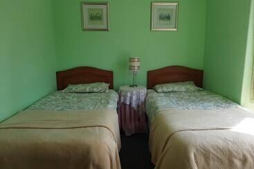 The Beaches Family B&b