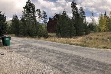 آپارتمانهای توریستها Honeysuckle House