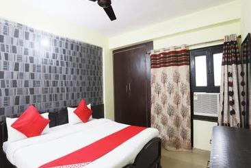 Hotel Spot On 47160 Shah S Aarna Vatika