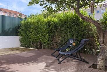 Apartamentos turísticos Garden House In Alvalade