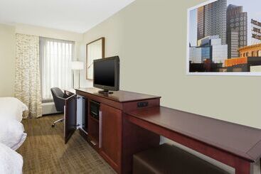 هتل Hampton Inn Boston/peabody