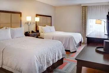 호텔 Hampton Inn Harrisonburg University